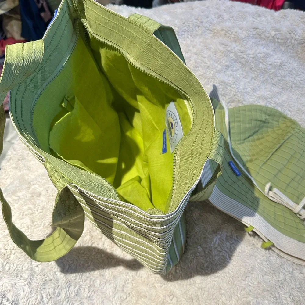 WALLAROO Vintage Tote and Bucket Hat Chelsea Set Lime & White - Picture 3 of 13